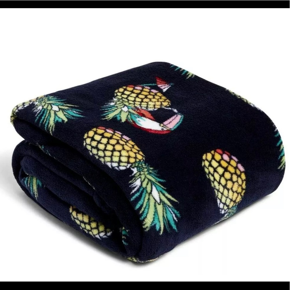 Vera Bradley TOUCAN PARTY Fleece Throw Blanket NEW